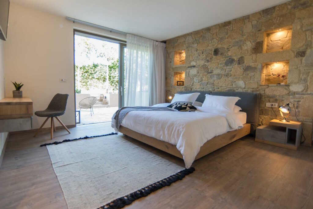 A luxury villa <br>for families